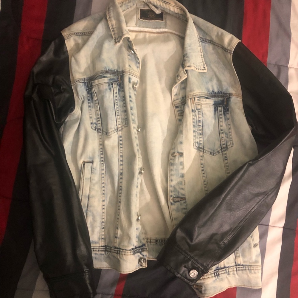 ZARA JEANS JACKET